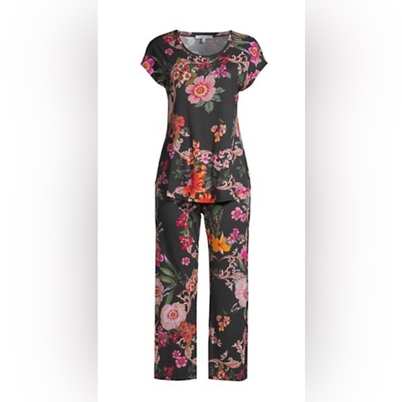 NEW! Johnny Was Capsleeve Cap Sleeve Pajama Set Top & Pants NWT - Picture 3 of 10